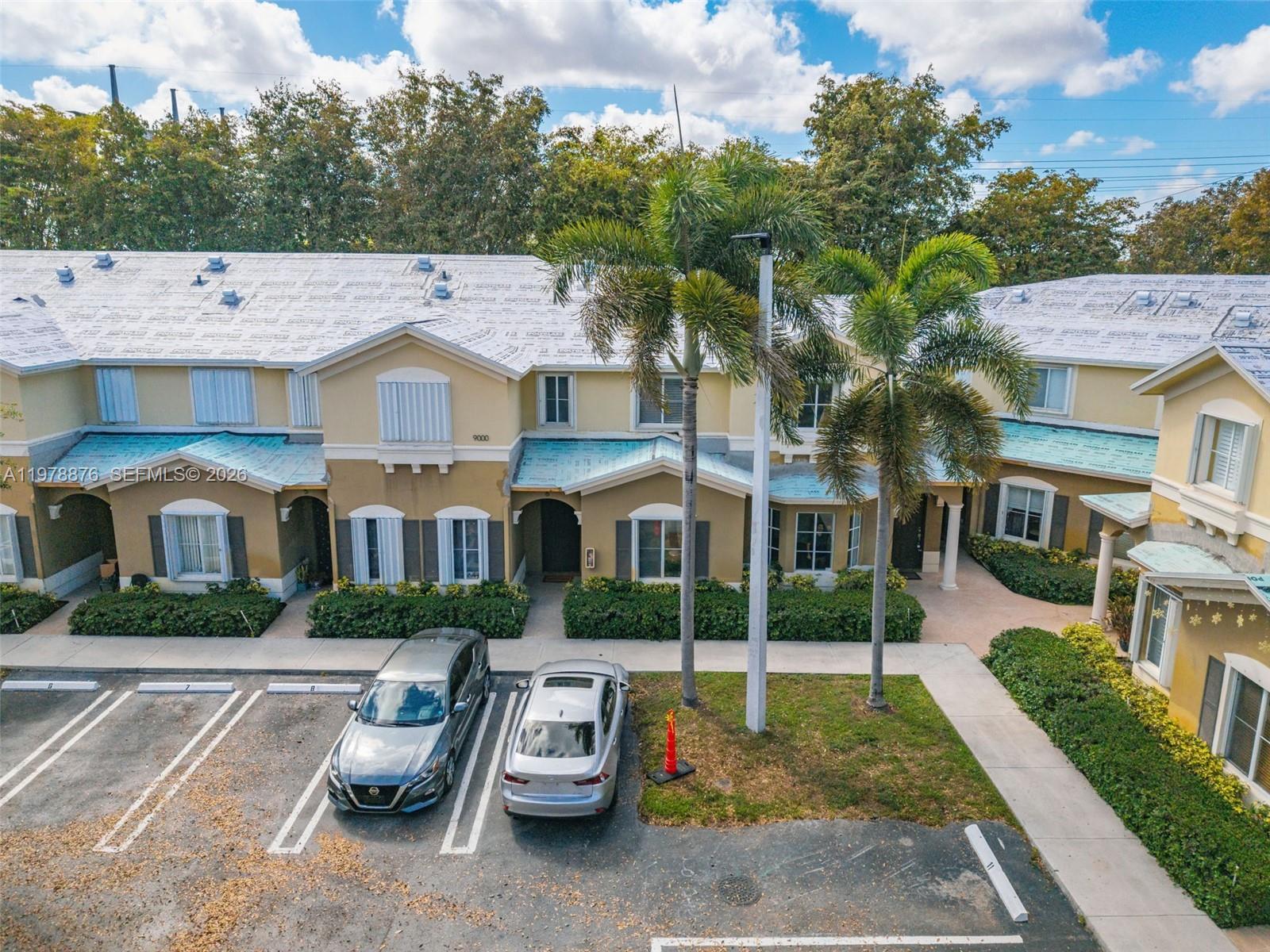 CENTURY PARK CONDO - Residential