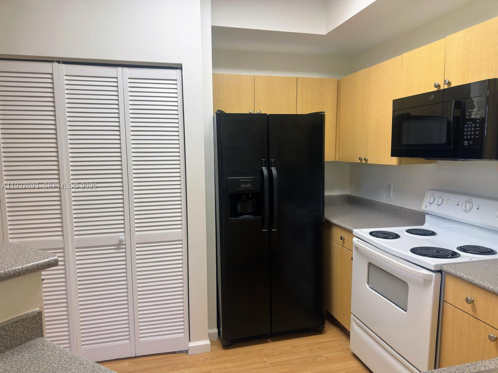 REGENT PARK CONDO - Residential Lease