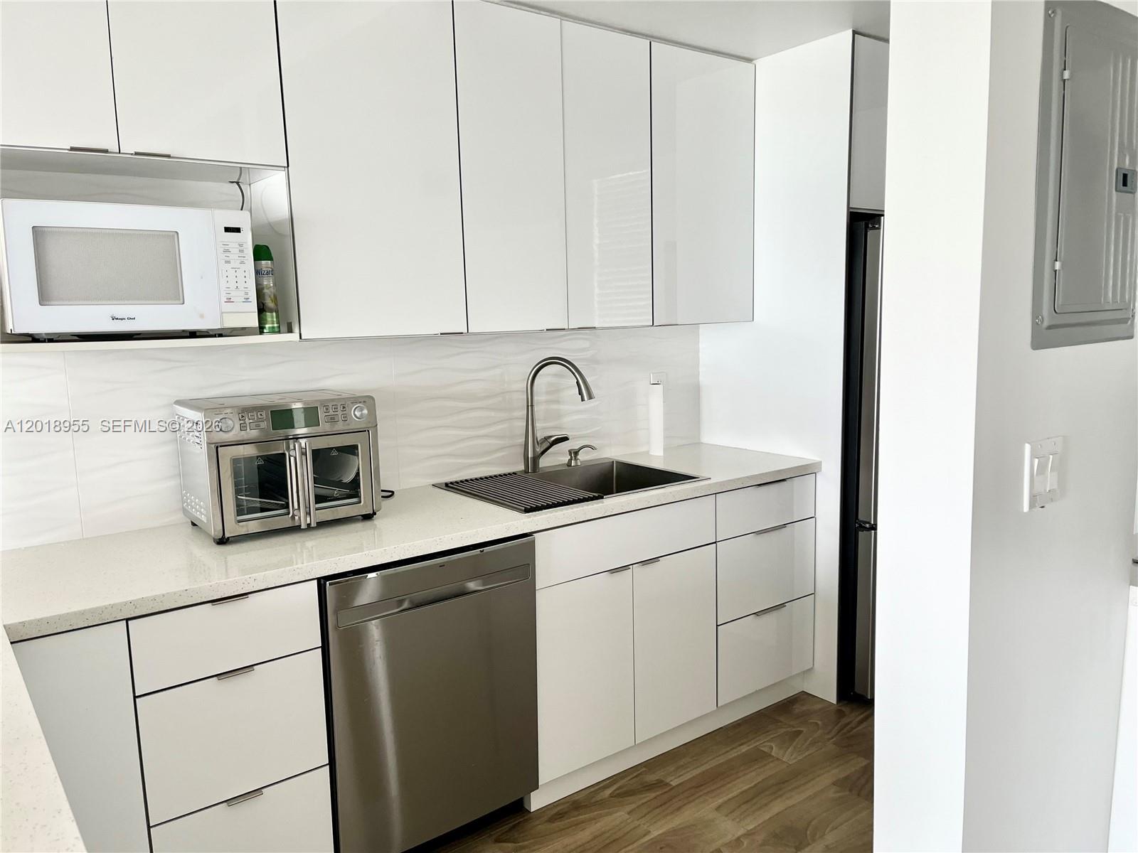 POINT EAST SEC III CONDO - Residential Lease