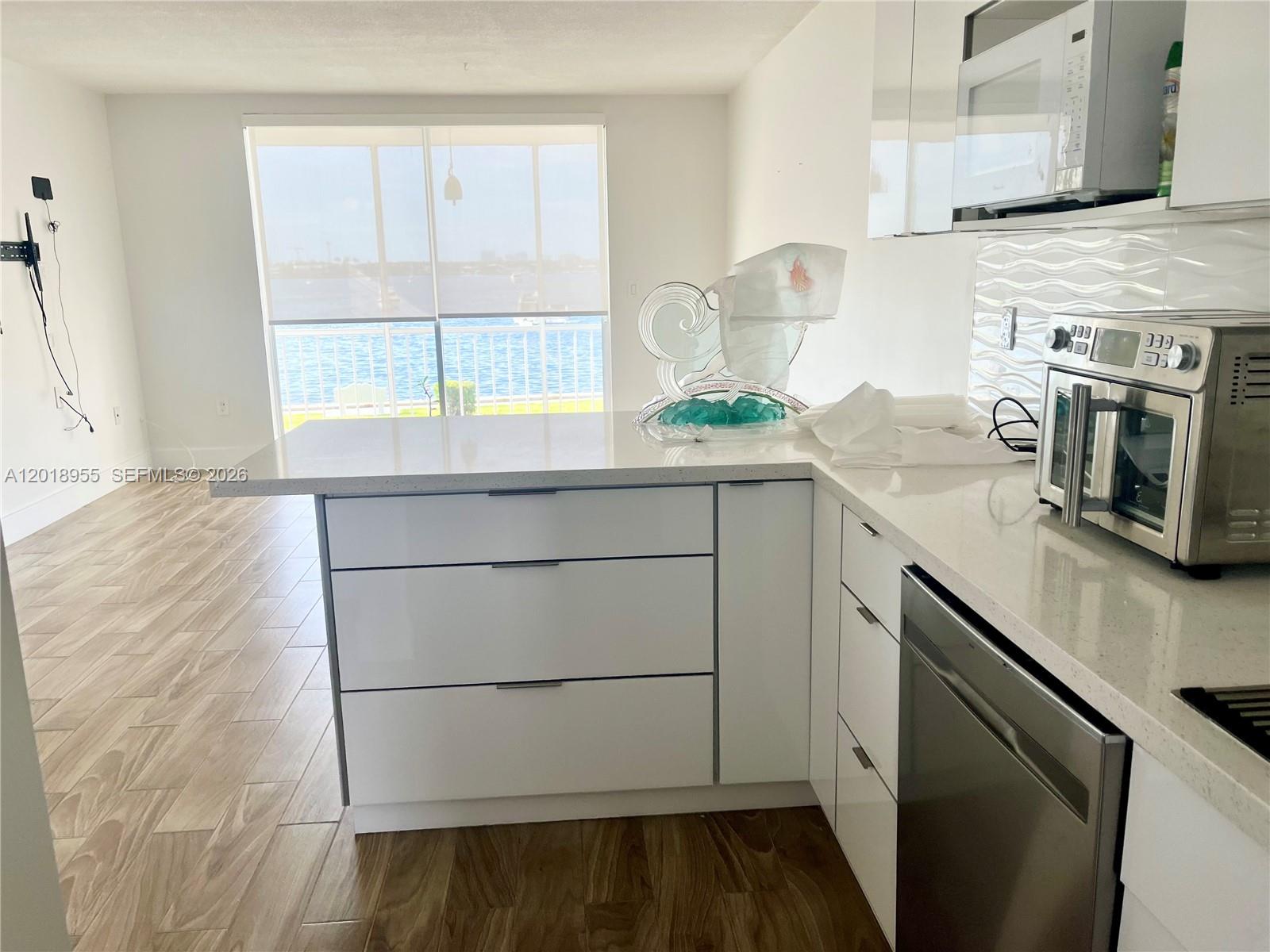 POINT EAST SEC III CONDO - Residential Lease
