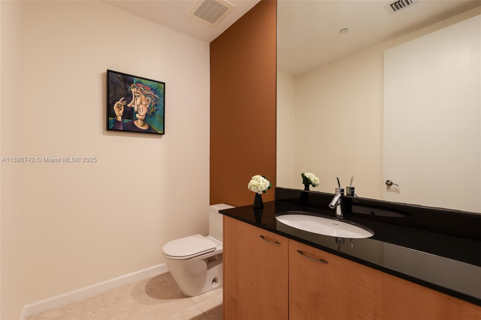 TDR TOWER II CONDO - Residential