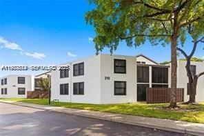 LAKE POINTE CONDOMINIUM N - Residential