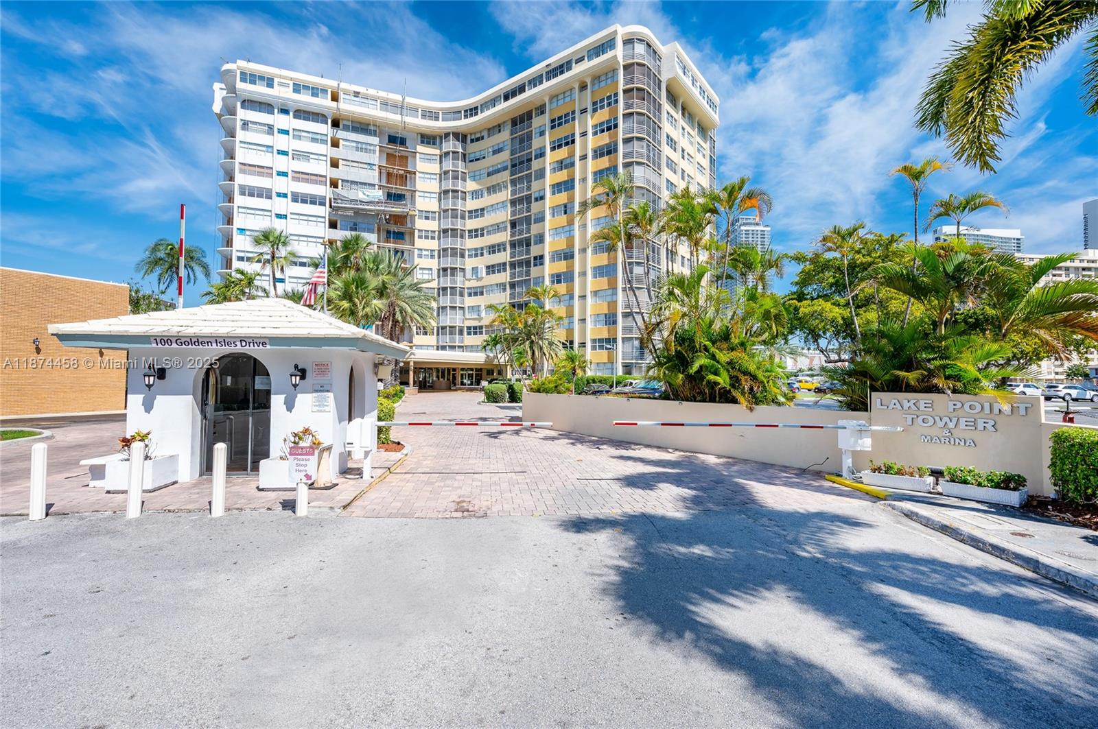A dynamite opportunity to lease this renovated 1 bedroom / 1.5 bath condo which is situated in a great building
and is conveniently located along the Intracoastal Waterway. If you're a boater, this is the one you're looking for.
With dockage and direct access to the Intracoastal, this unit is also a short walk to beautiful & pristine Hallandale
Beach. Just bring your toothbrush because this first floor unit comes tastefully furnished and has a full kitchen with
granite counter tops, large living and dining area, an ample sized bedroom with a large walk in closet, and a cozy
covered screened patio perfect for lounging. In addition, this unit is near everything Downtown Historic Hollywood,
Aventura Mall, Diplomat Golf Course, Casinos, Gulfstream Racetrack, fine dining and so much more.