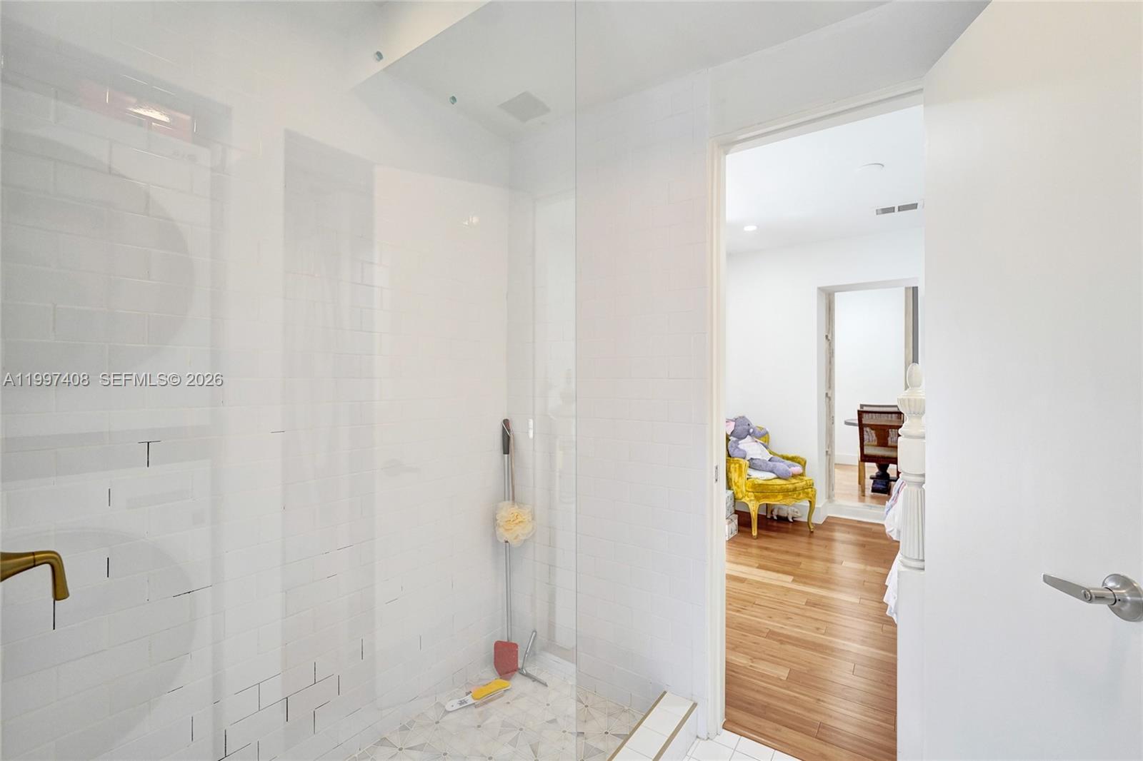 SUNSET TRAILS - Residential