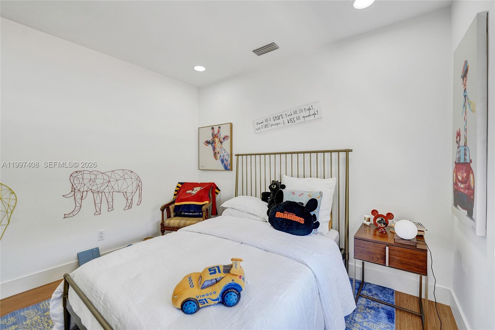 SUNSET TRAILS - Residential