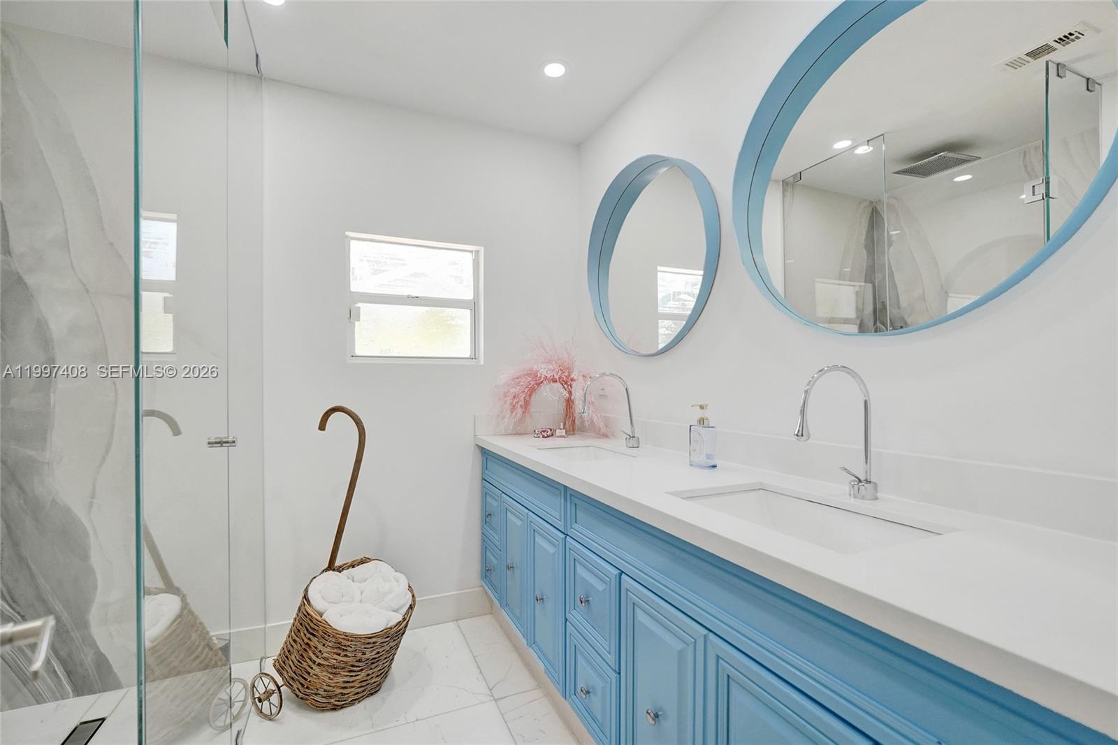 SUNSET TRAILS - Residential