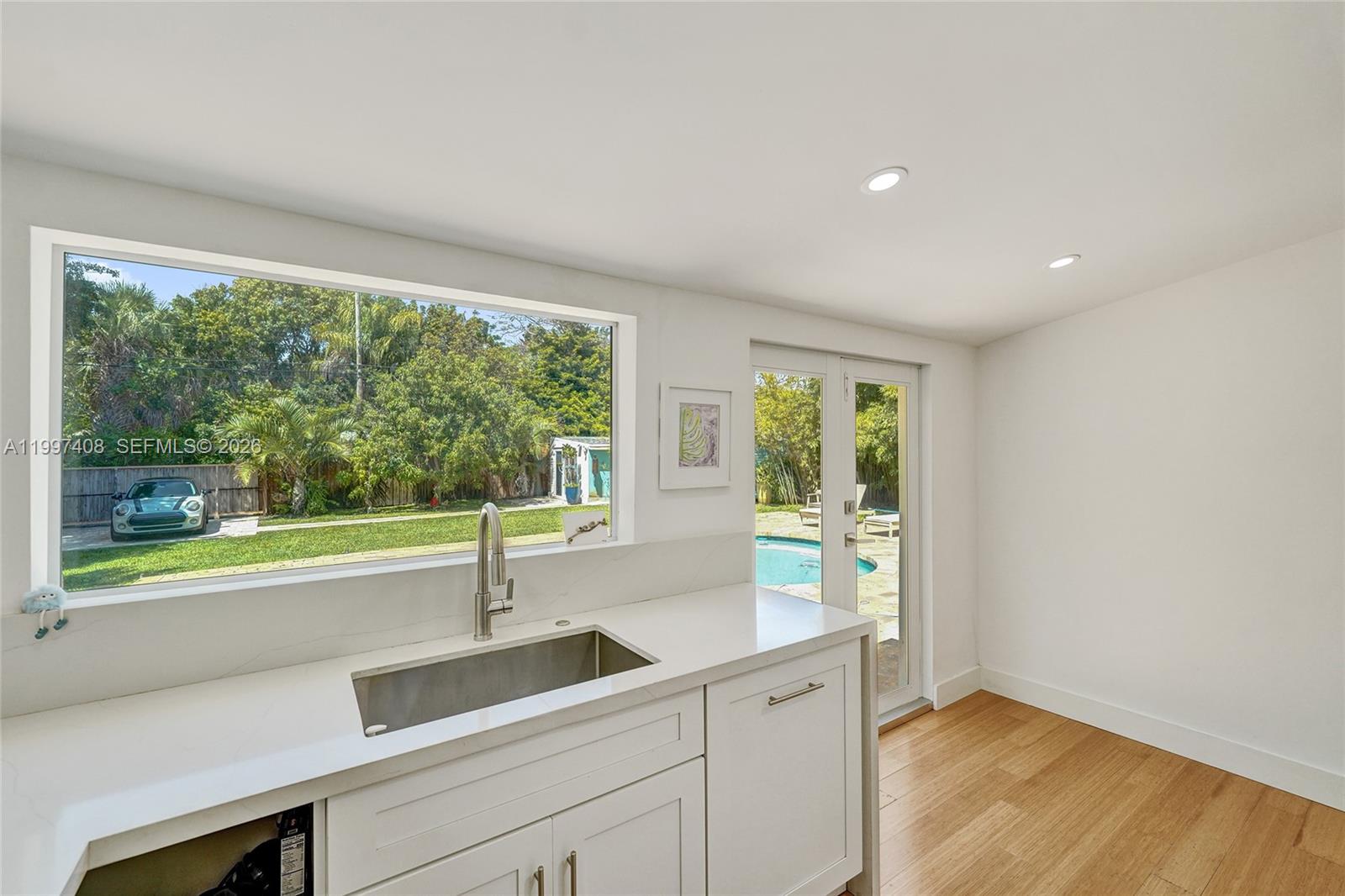 SUNSET TRAILS - Residential