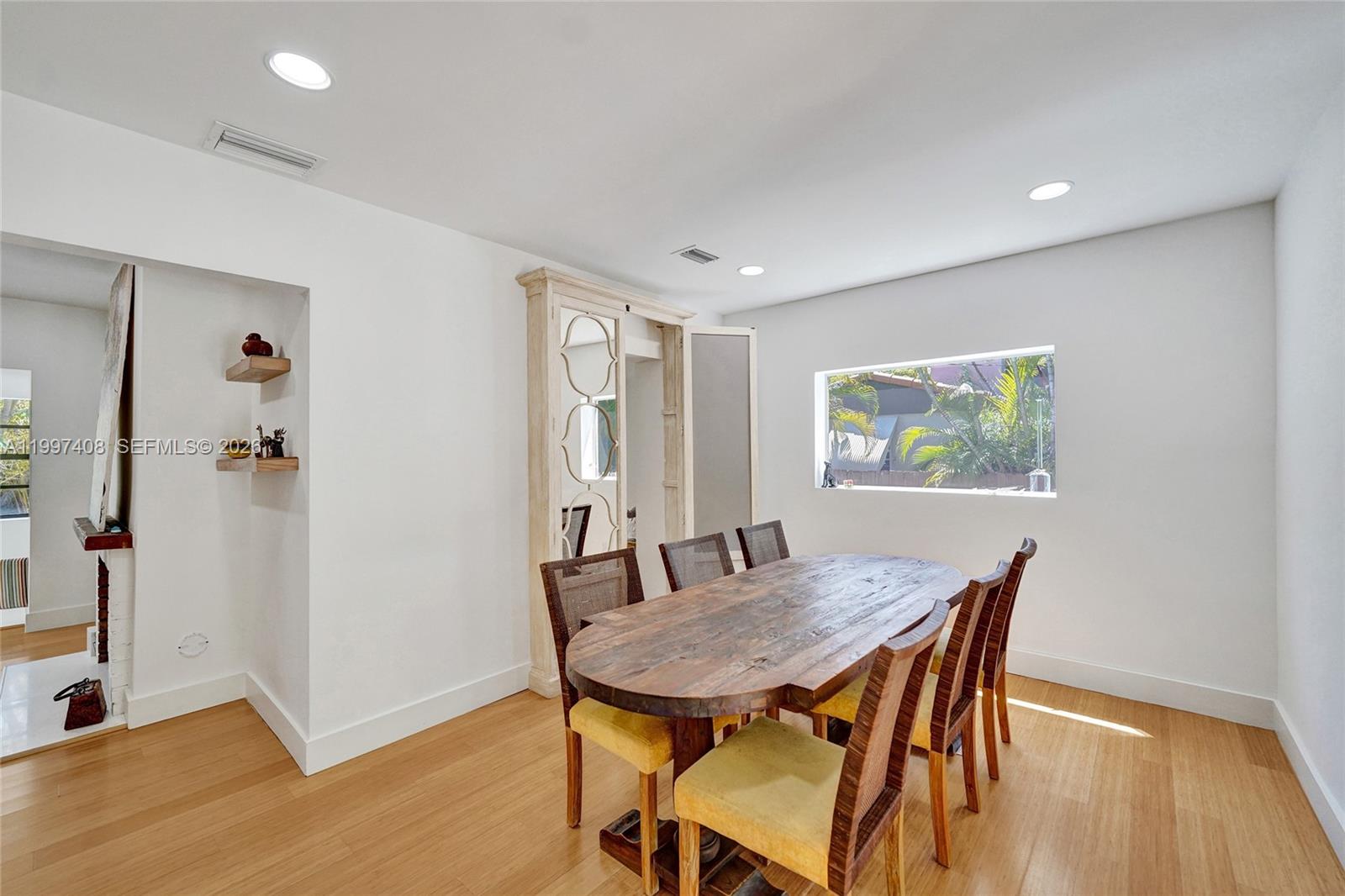 SUNSET TRAILS - Residential