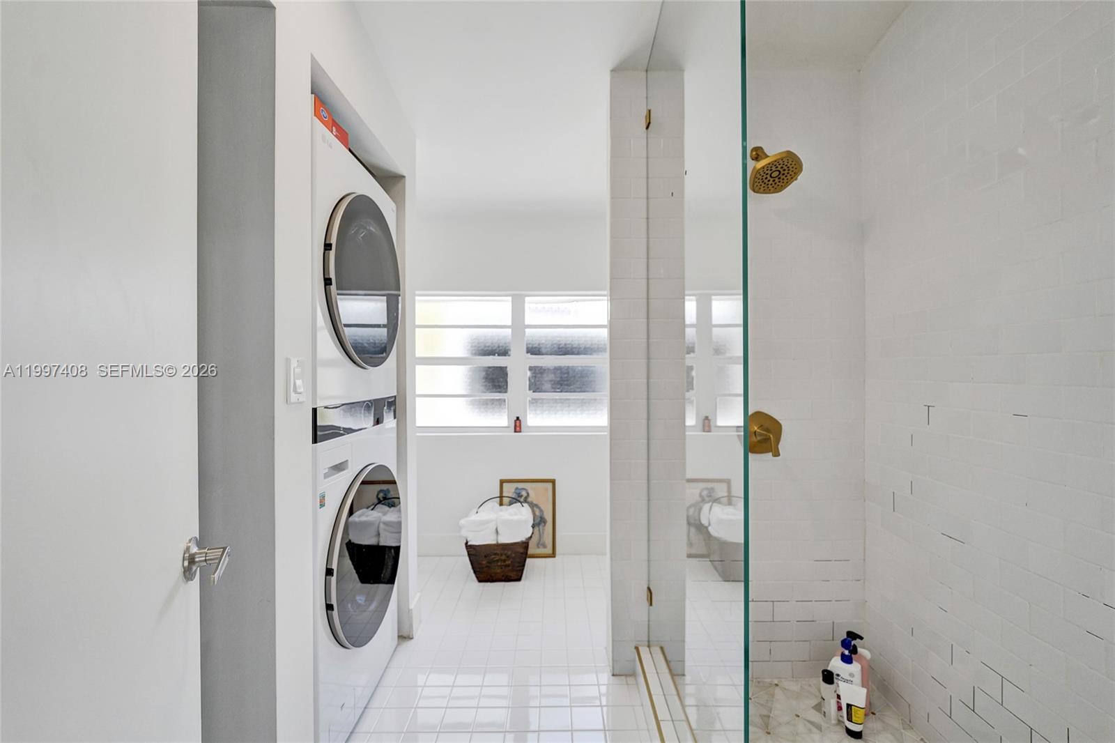 SUNSET TRAILS - Residential