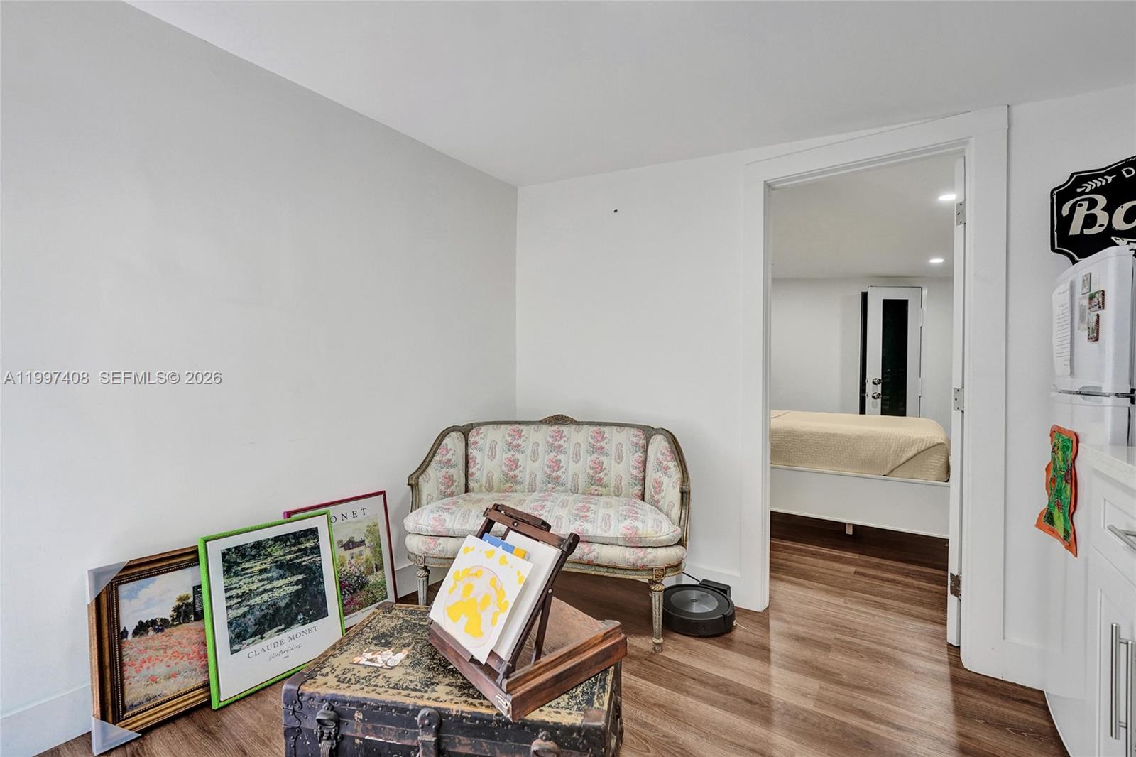 SUNSET TRAILS - Residential