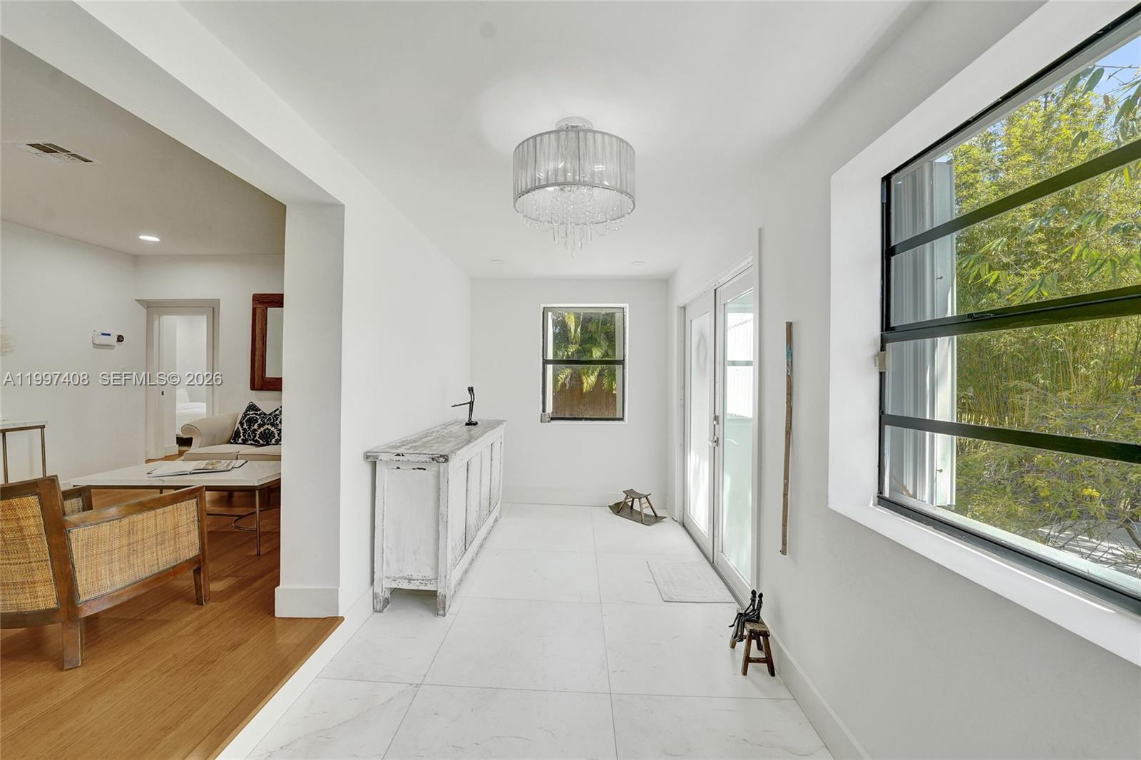 SUNSET TRAILS - Residential