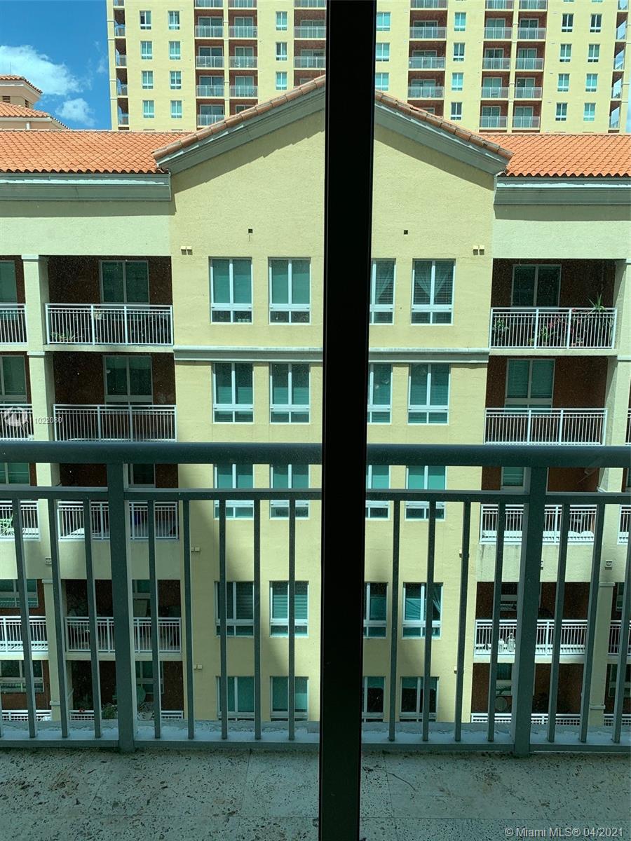 METROPOLIS II AT DADELAND - Residential