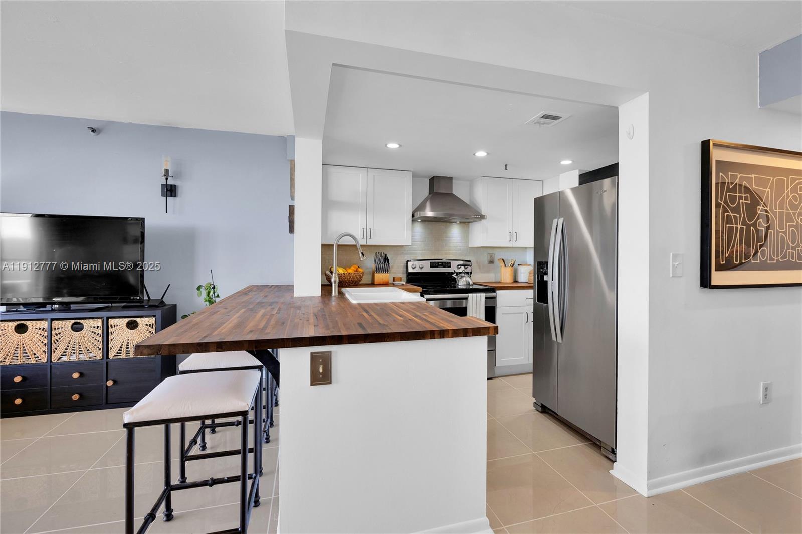 GABLES PARK TOWER CONDO - Residential