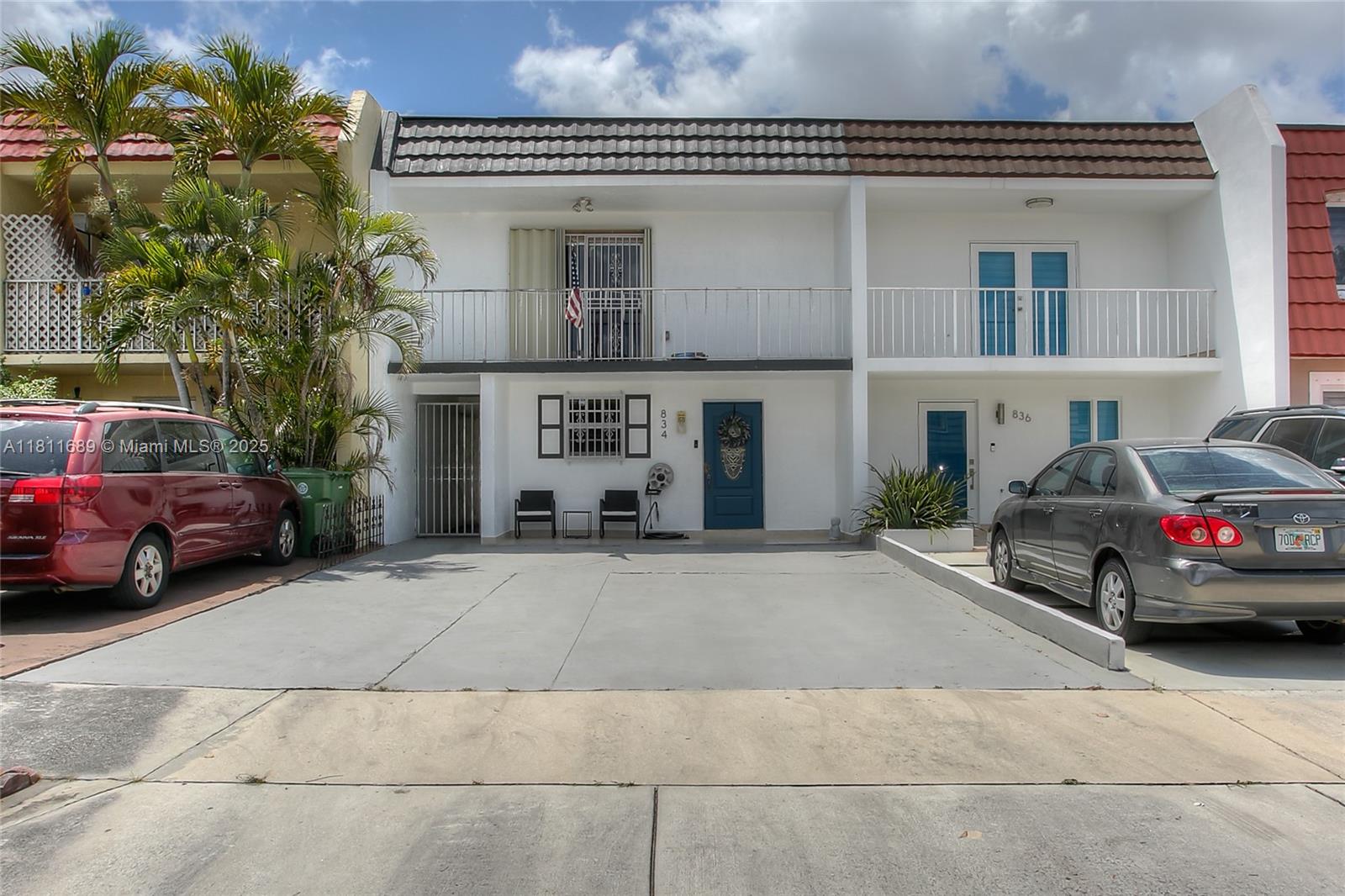 Property for Sale at 834 W 80th Pl, Hialeah, Miami-Dade County, Florida - Bedrooms: 2 
Bathrooms: 2  - $449,900