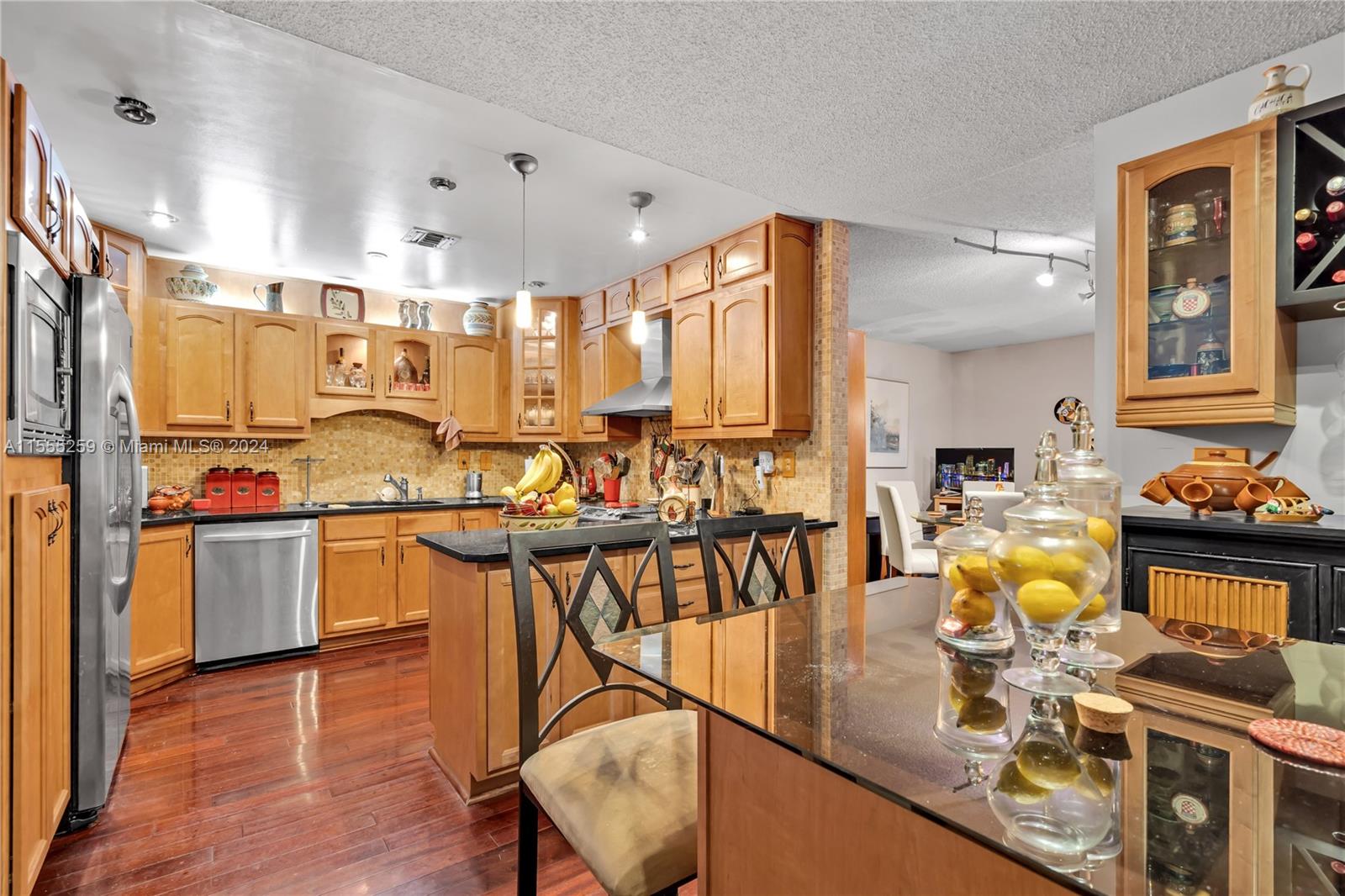 NORTH LINKS COUNTRY CLUB - Residential
