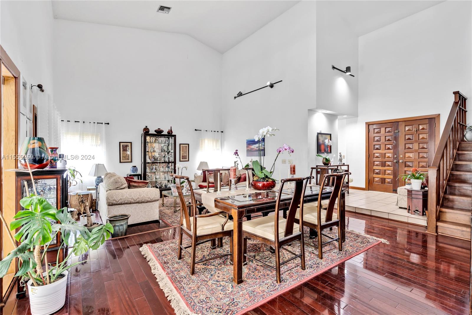 NORTH LINKS COUNTRY CLUB - Residential