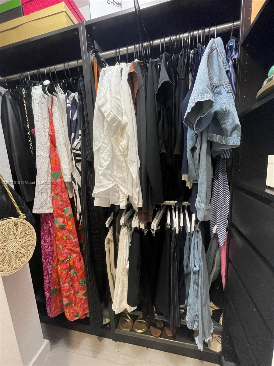 ST MORTIZ AT DORAL CONDO - Residential Lease