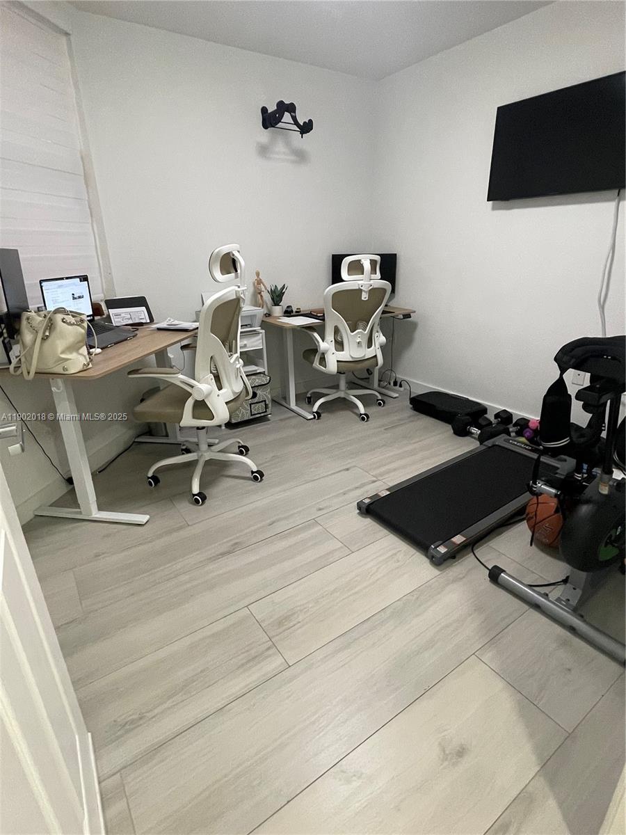 ST MORTIZ AT DORAL CONDO - Residential Lease