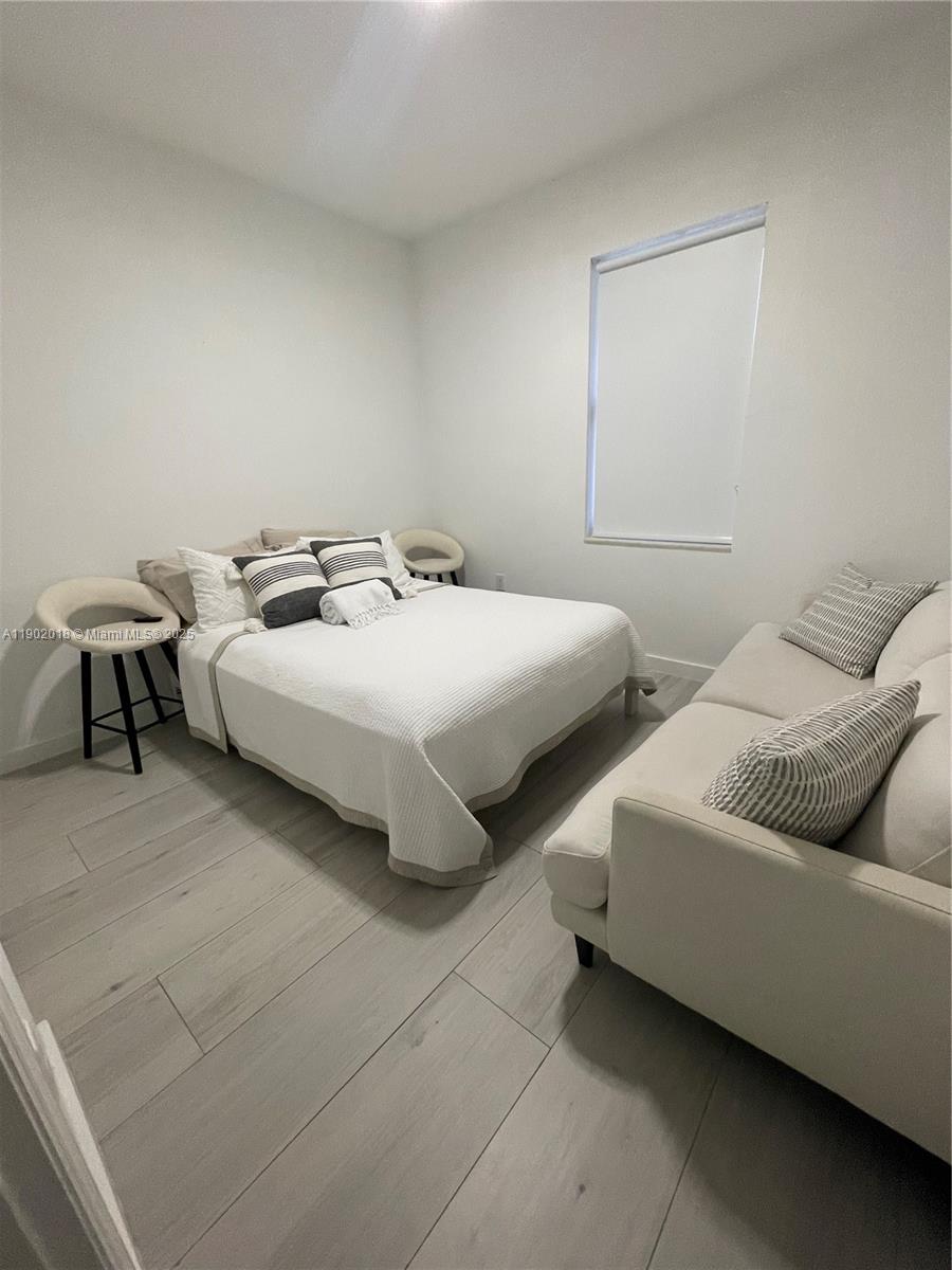 ST MORTIZ AT DORAL CONDO - Residential Lease