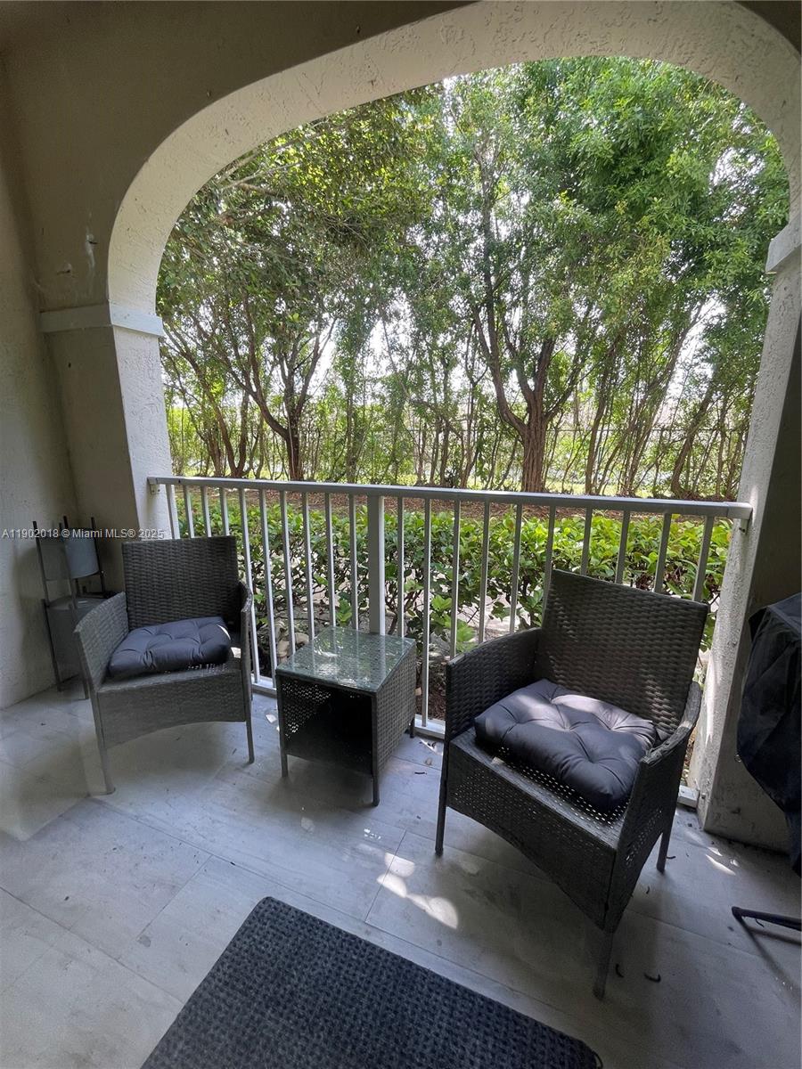 ST MORTIZ AT DORAL CONDO - Residential Lease