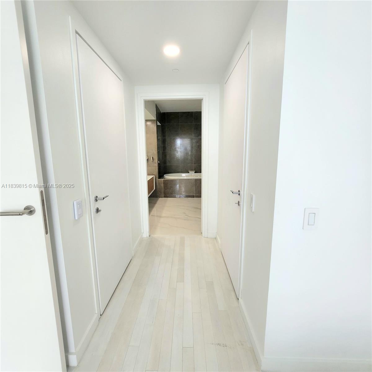 ICON CONDO - Residential Lease