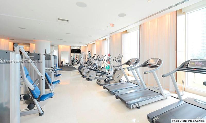 ICON CONDO - Residential Lease