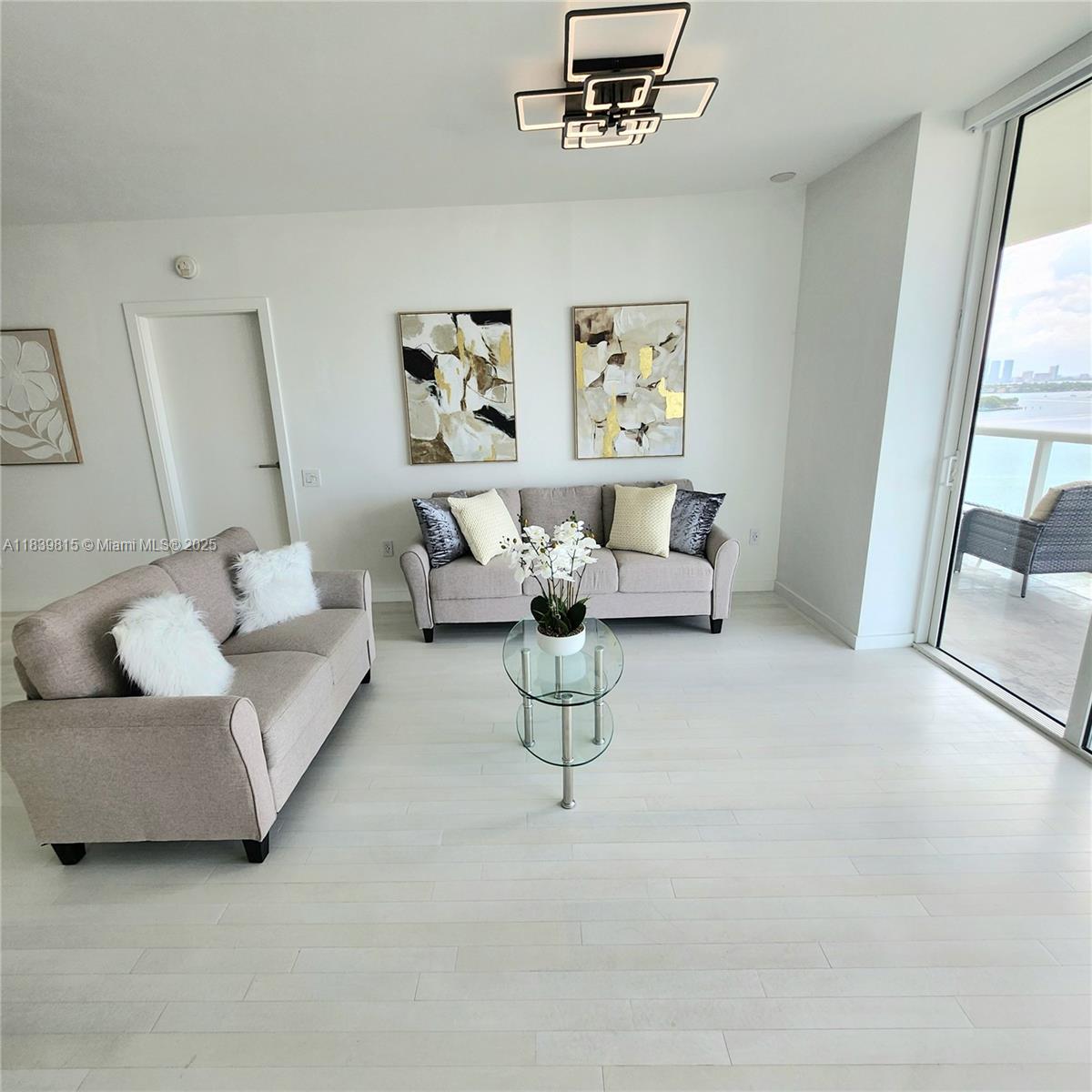 ICON CONDO - Residential Lease