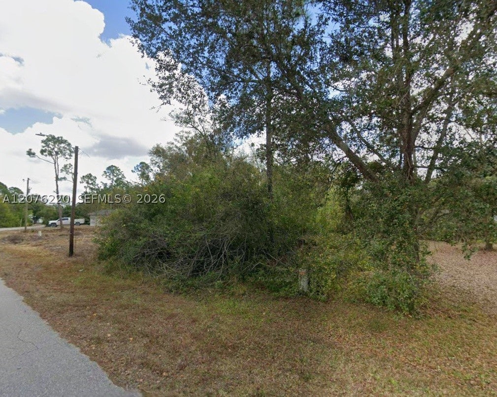 28201 N. Twin Lakes Dr.