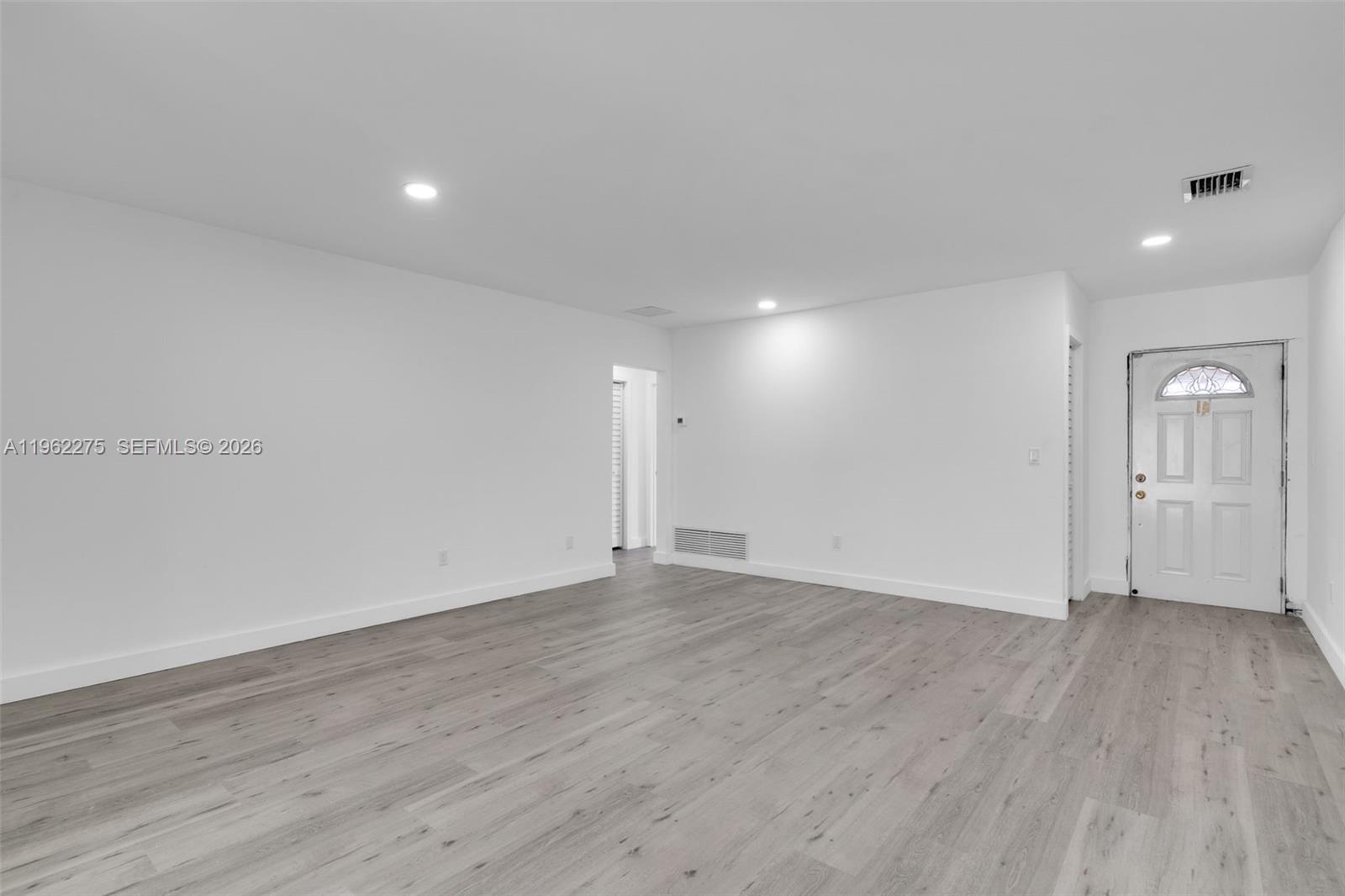 MIAMI LAKES GOLF COURSE V - Residential