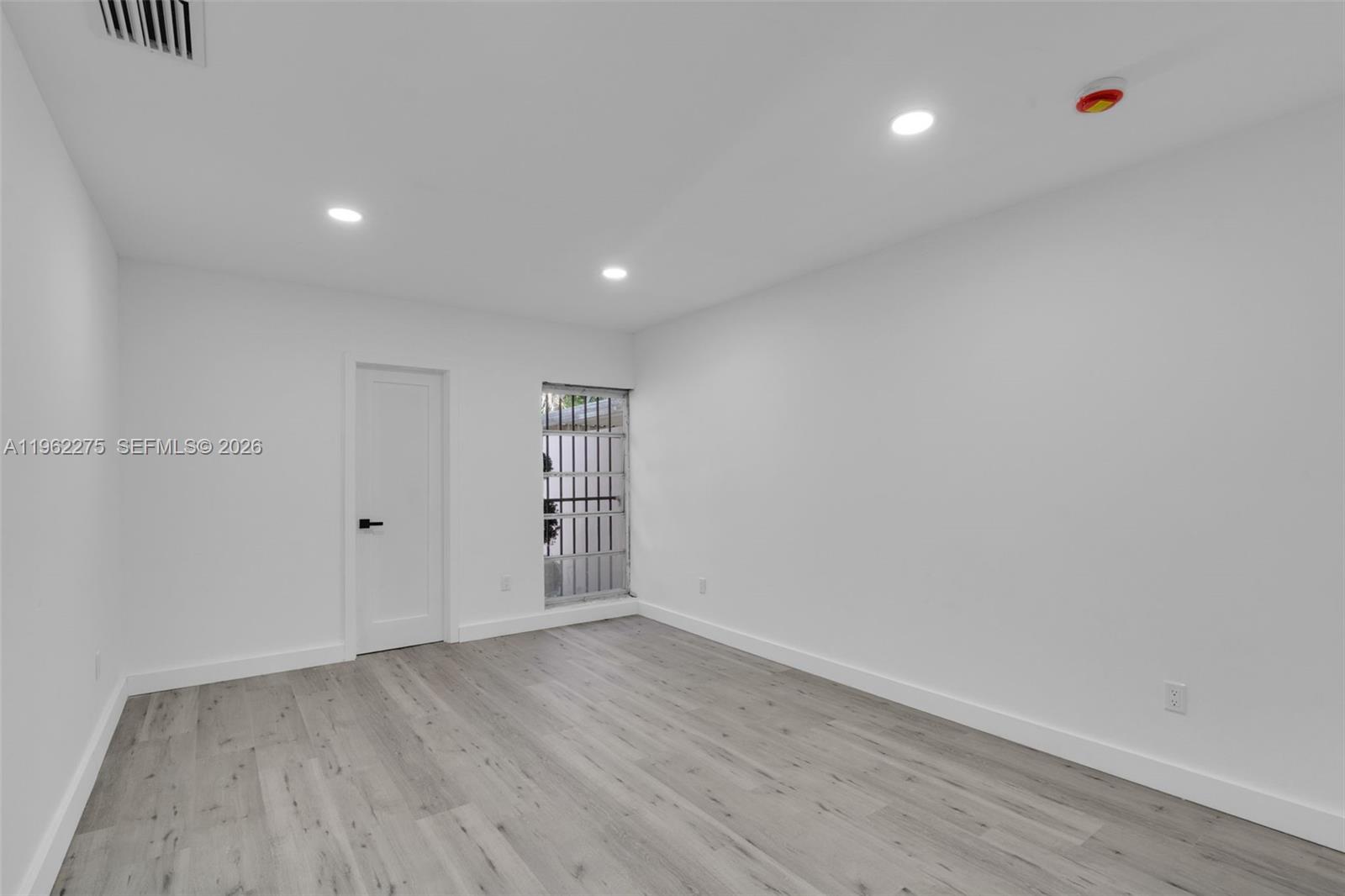 MIAMI LAKES GOLF COURSE V - Residential