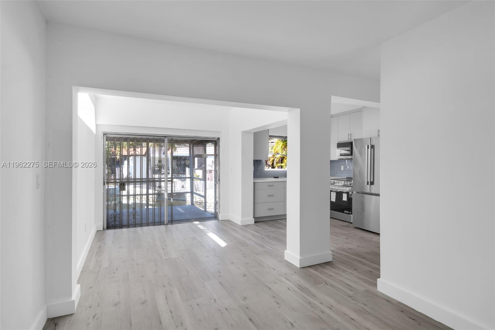 MIAMI LAKES GOLF COURSE V - Residential