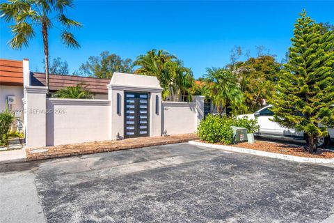 7412 Big Cypress Dr Miami Lakes FL 33014