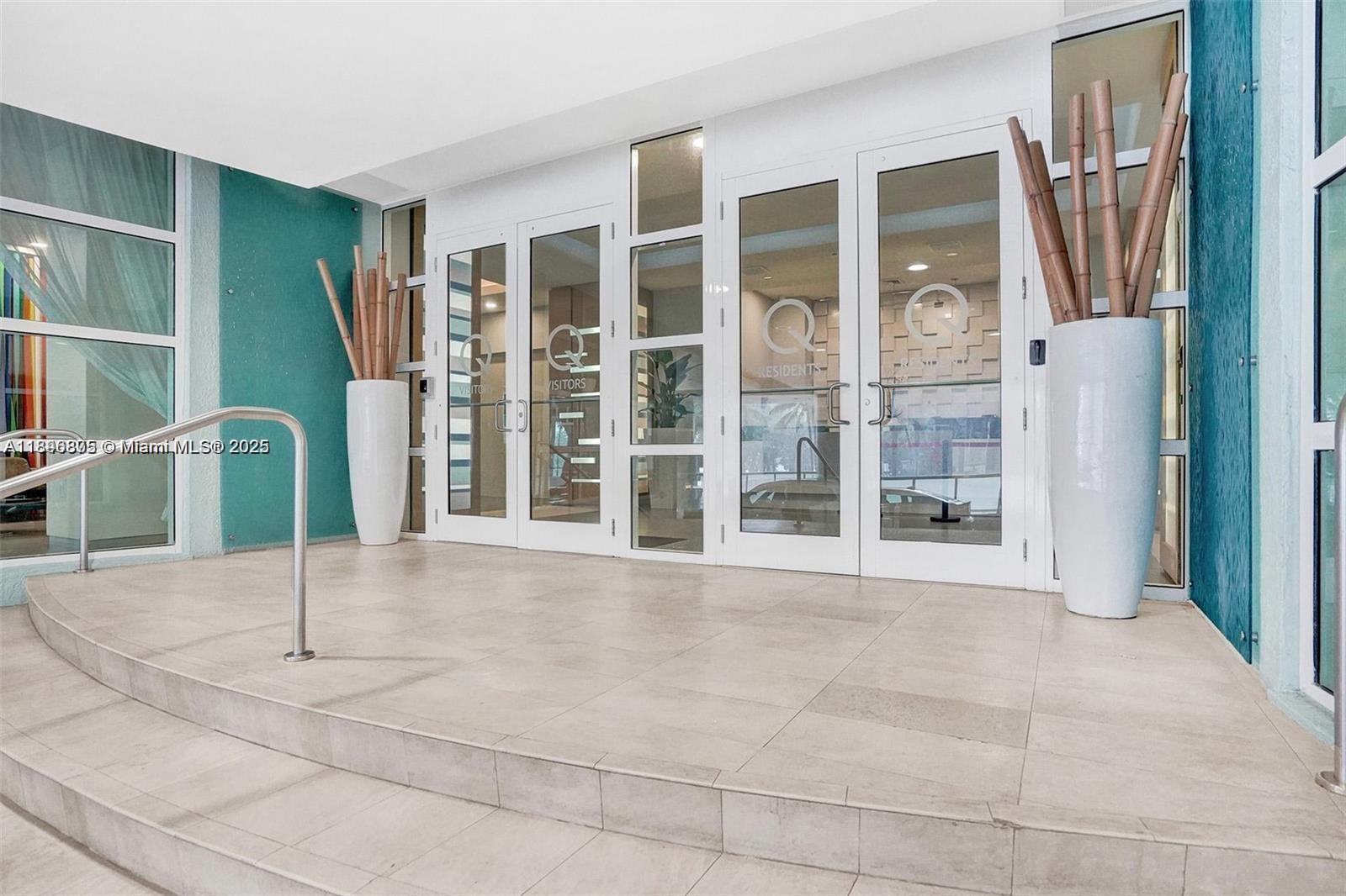 QUANTUM ON THE BAY CONDO - Residential