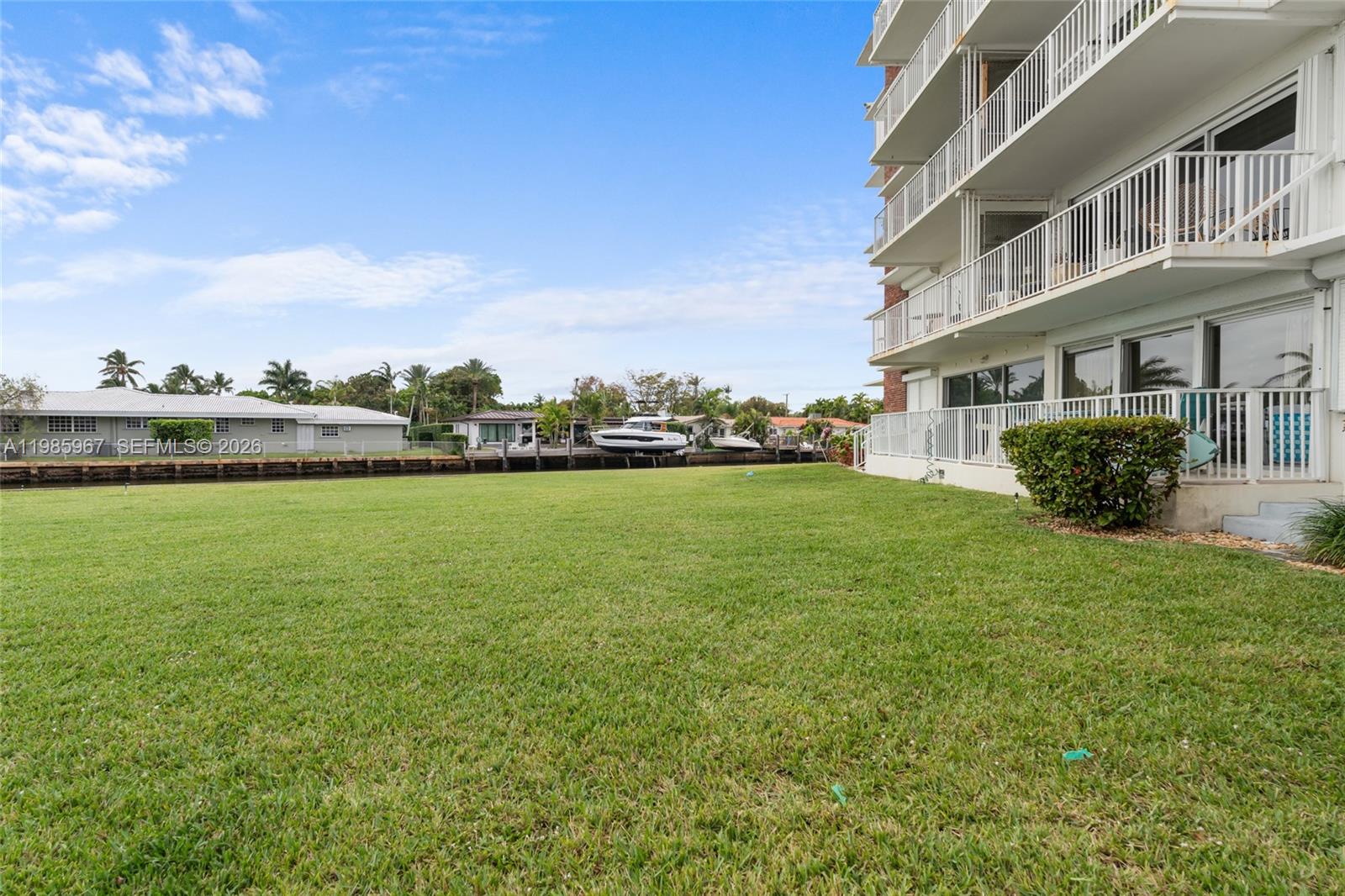 THE SHORES CONDO - Residential