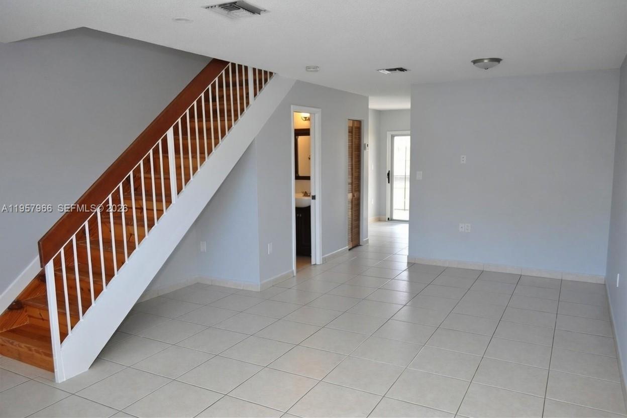 TERRA LAKE VILLAS CONDO - Residential Lease