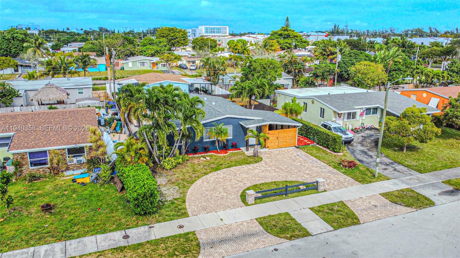 COLLIER ESTATES FIFTH ADD - Residential