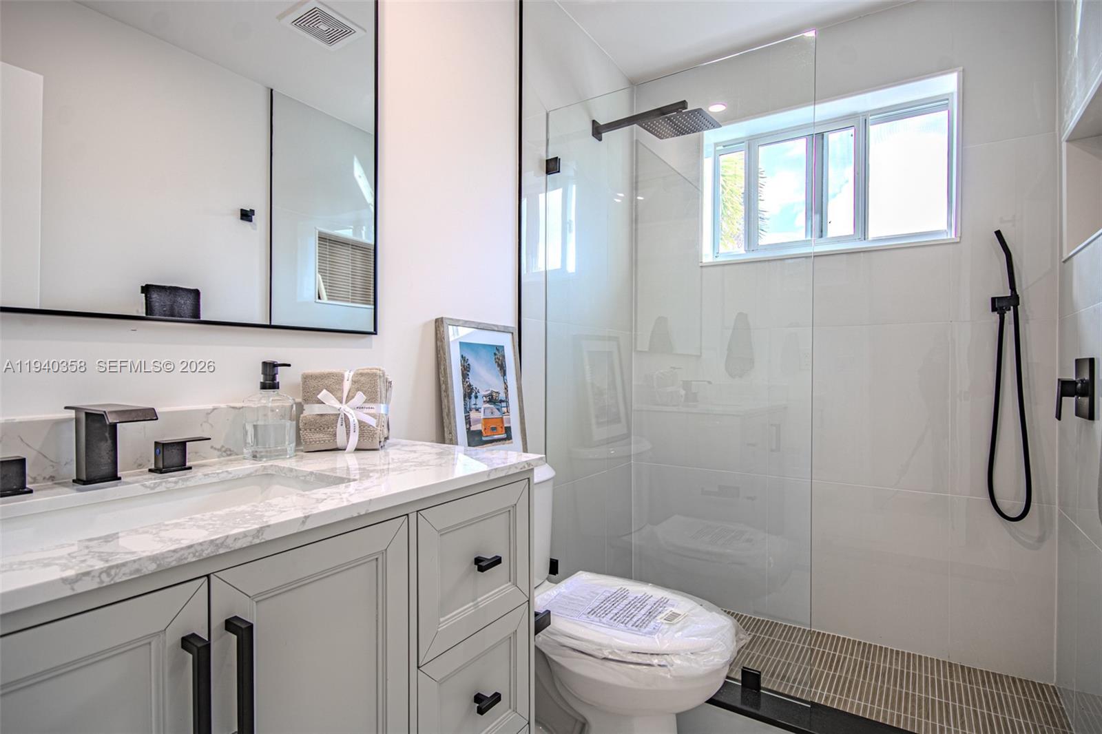 COLLIER ESTATES FIFTH ADD - Residential