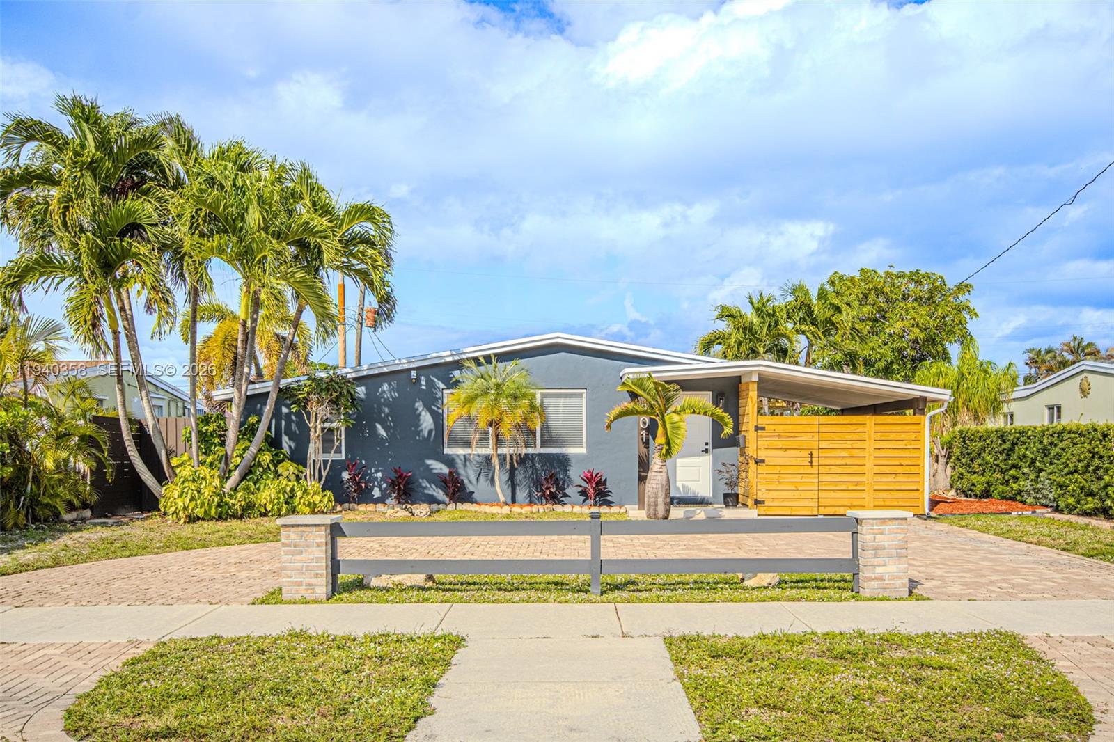 COLLIER ESTATES FIFTH ADD - Residential