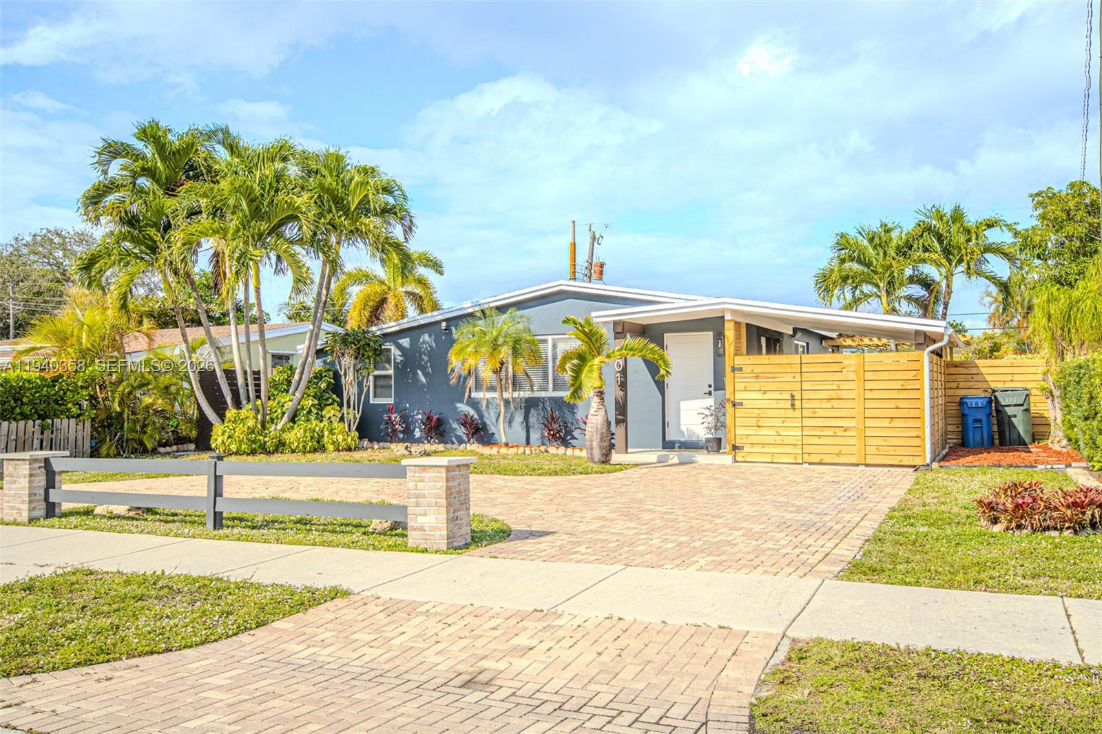 COLLIER ESTATES FIFTH ADD - Residential