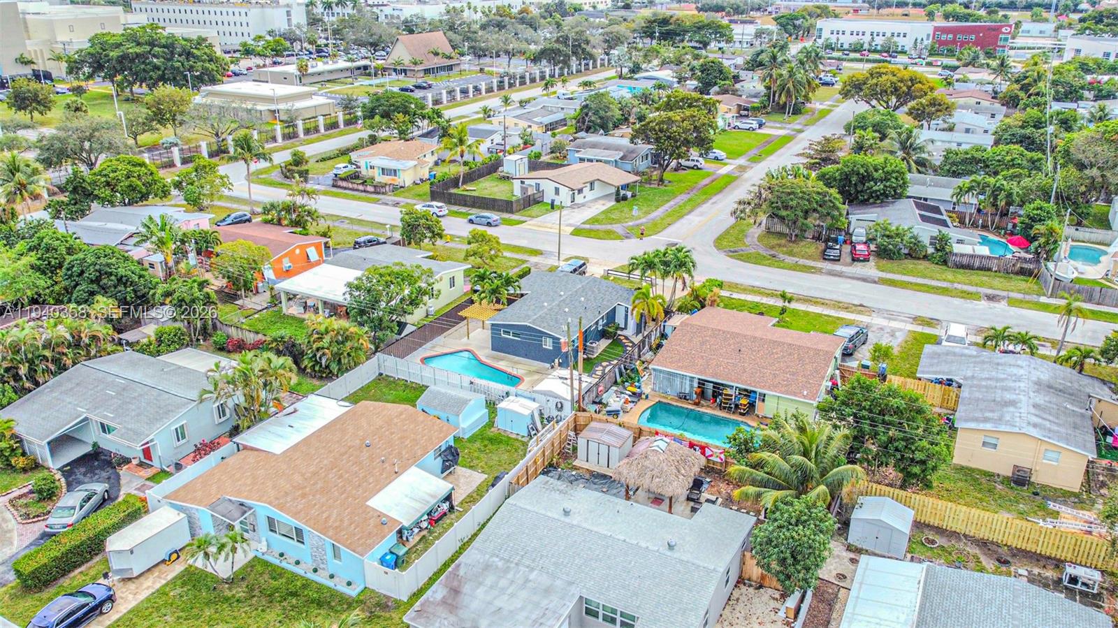 COLLIER ESTATES FIFTH ADD - Residential