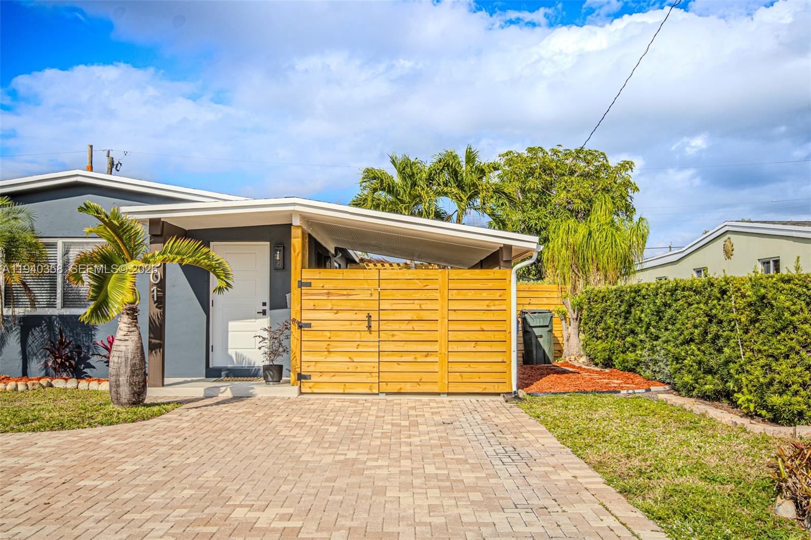 COLLIER ESTATES FIFTH ADD - Residential