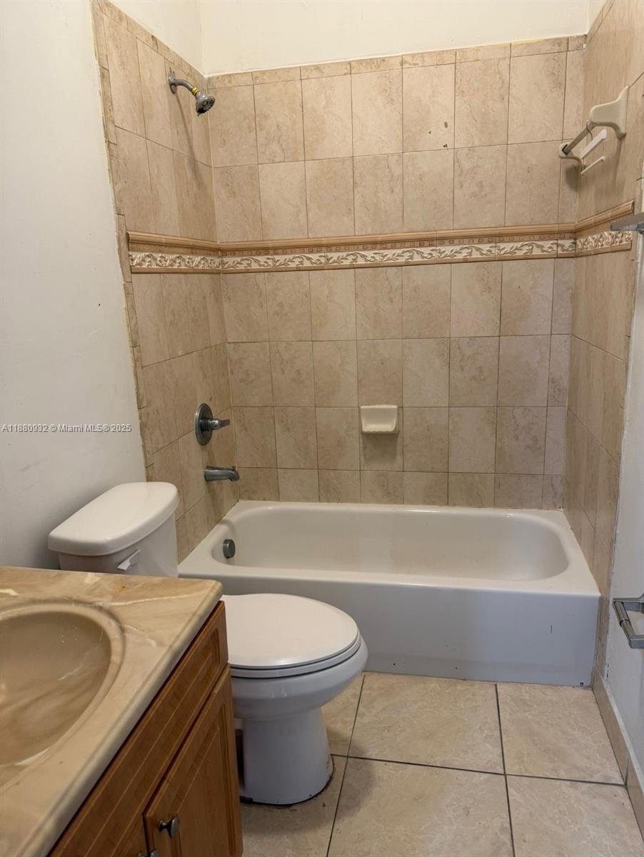 TURTLE BAY - Residential Lease