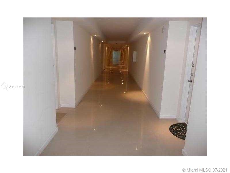 RACQUET CLUB APTS 2 AT BO - Residential Lease