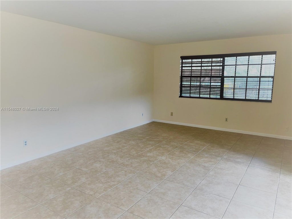 Photo of 2938 SW 22nd Cir #10C, Delray Beach, FL 33445 (MLS # A11548027)
