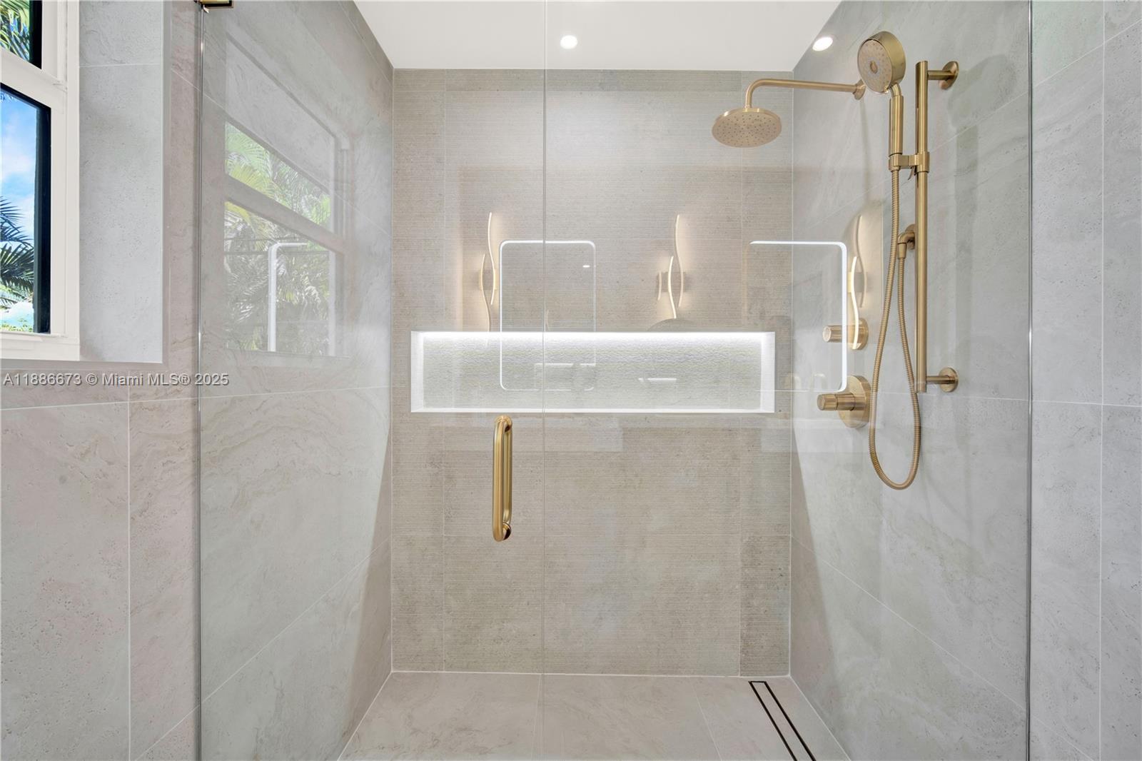 CORAL GABLES RIV SEC PT 1 - Residential