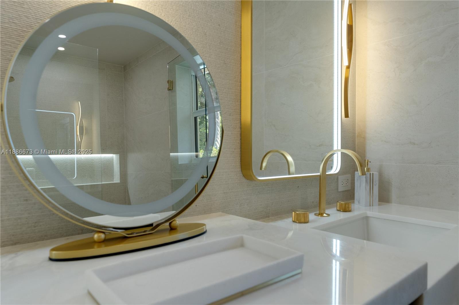 CORAL GABLES RIV SEC PT 1 - Residential