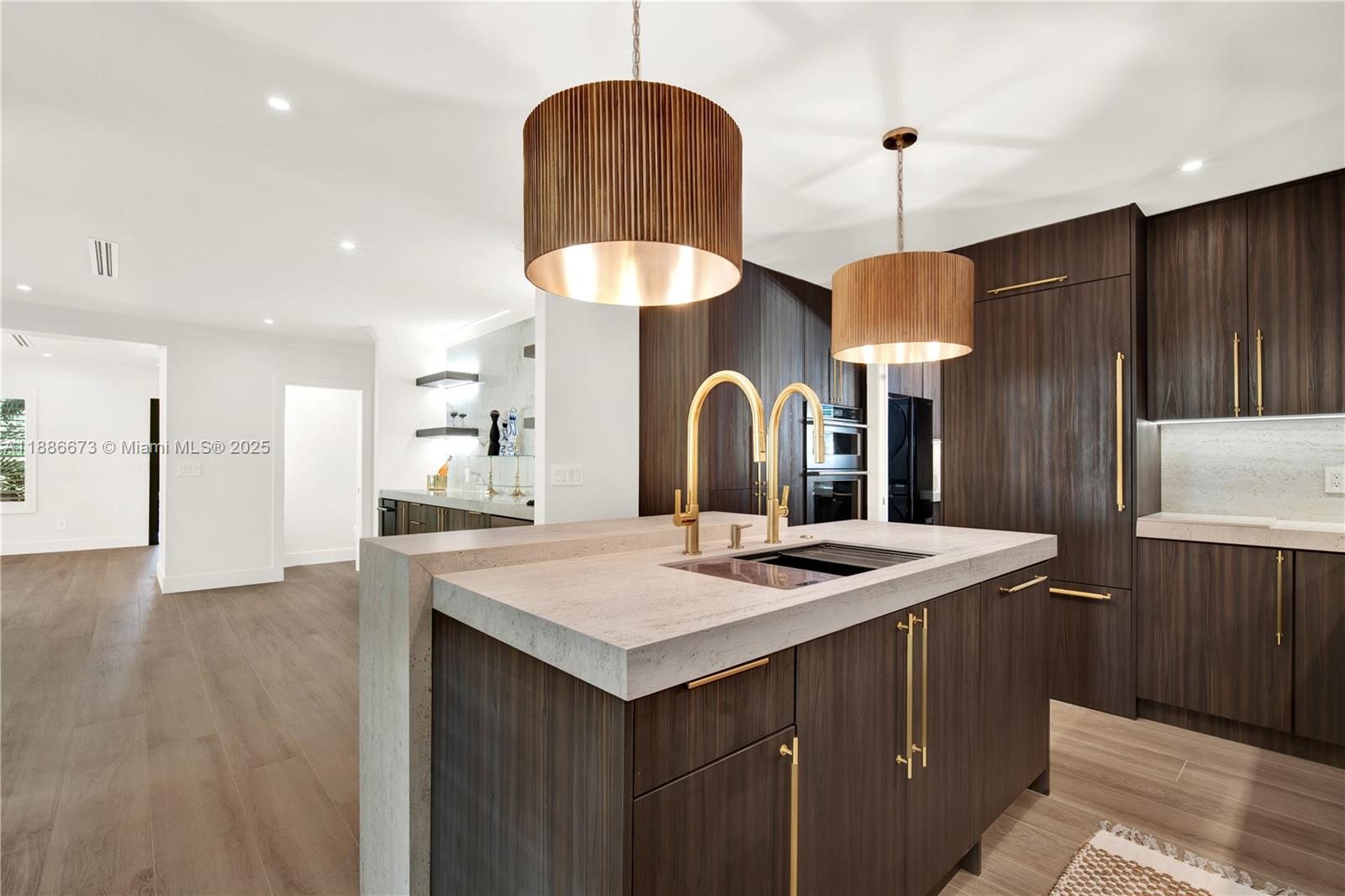 CORAL GABLES RIV SEC PT 1 - Residential