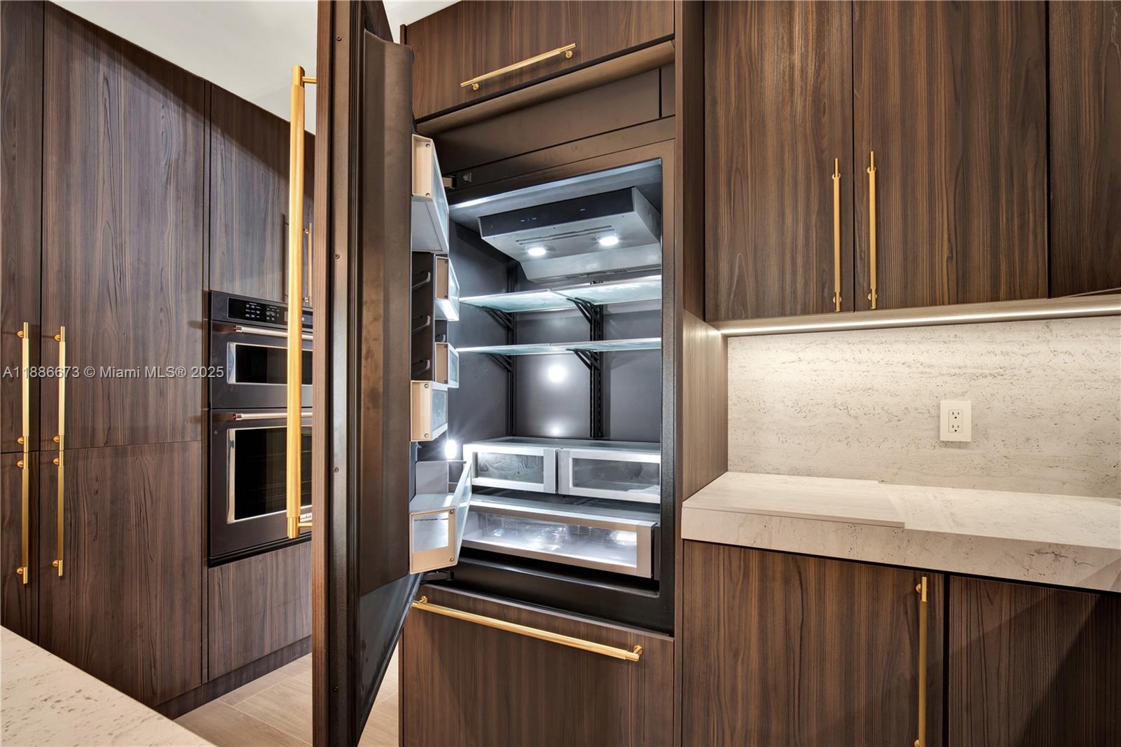 CORAL GABLES RIV SEC PT 1 - Residential