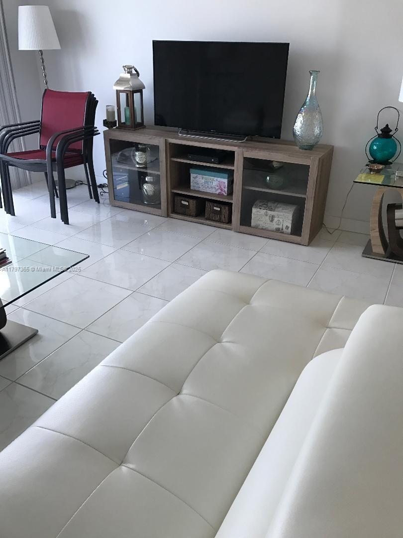 PARKER PLAZA CONDO ESTATE - Residential