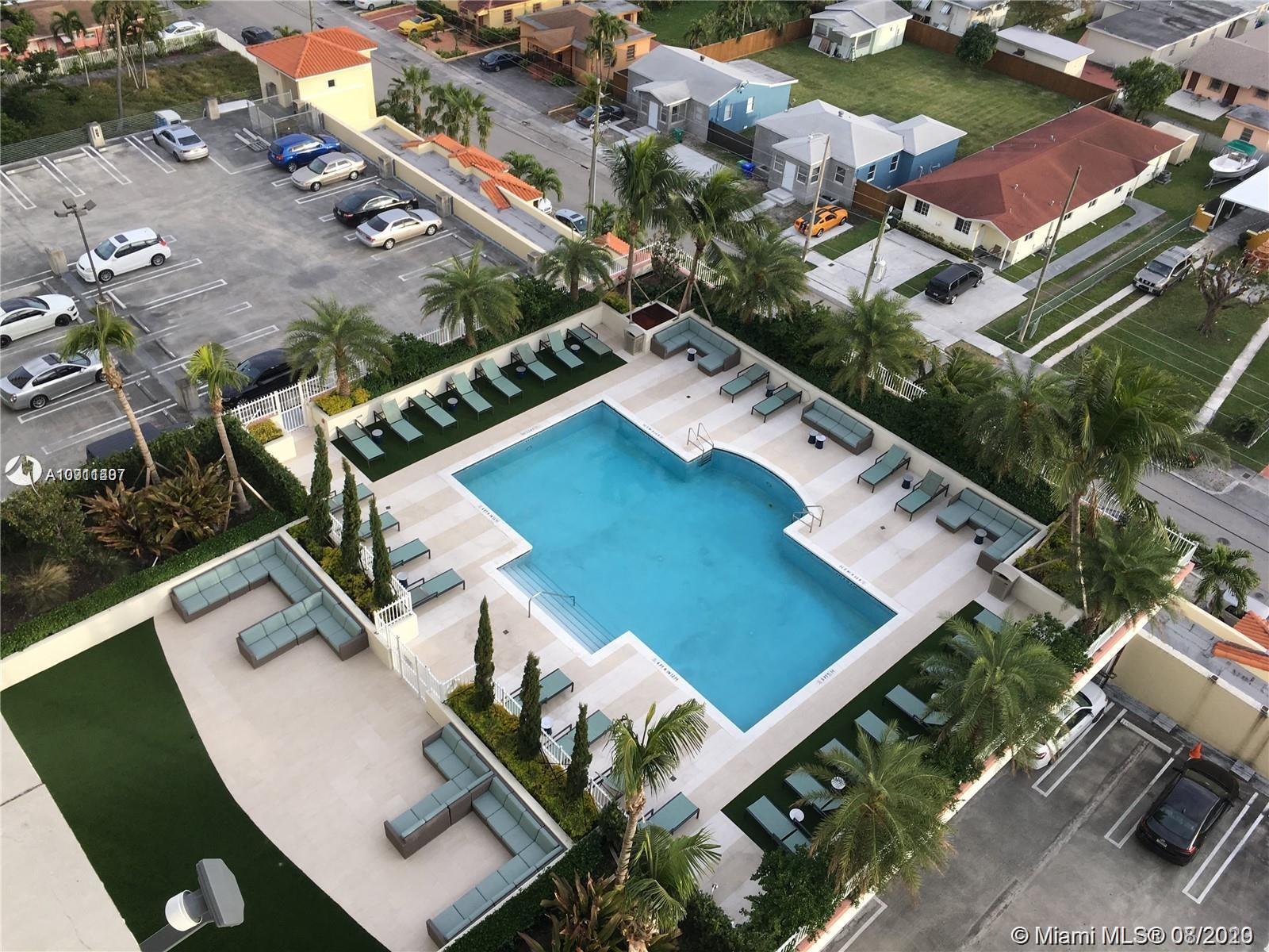 THE ASTON CONDO - Residential